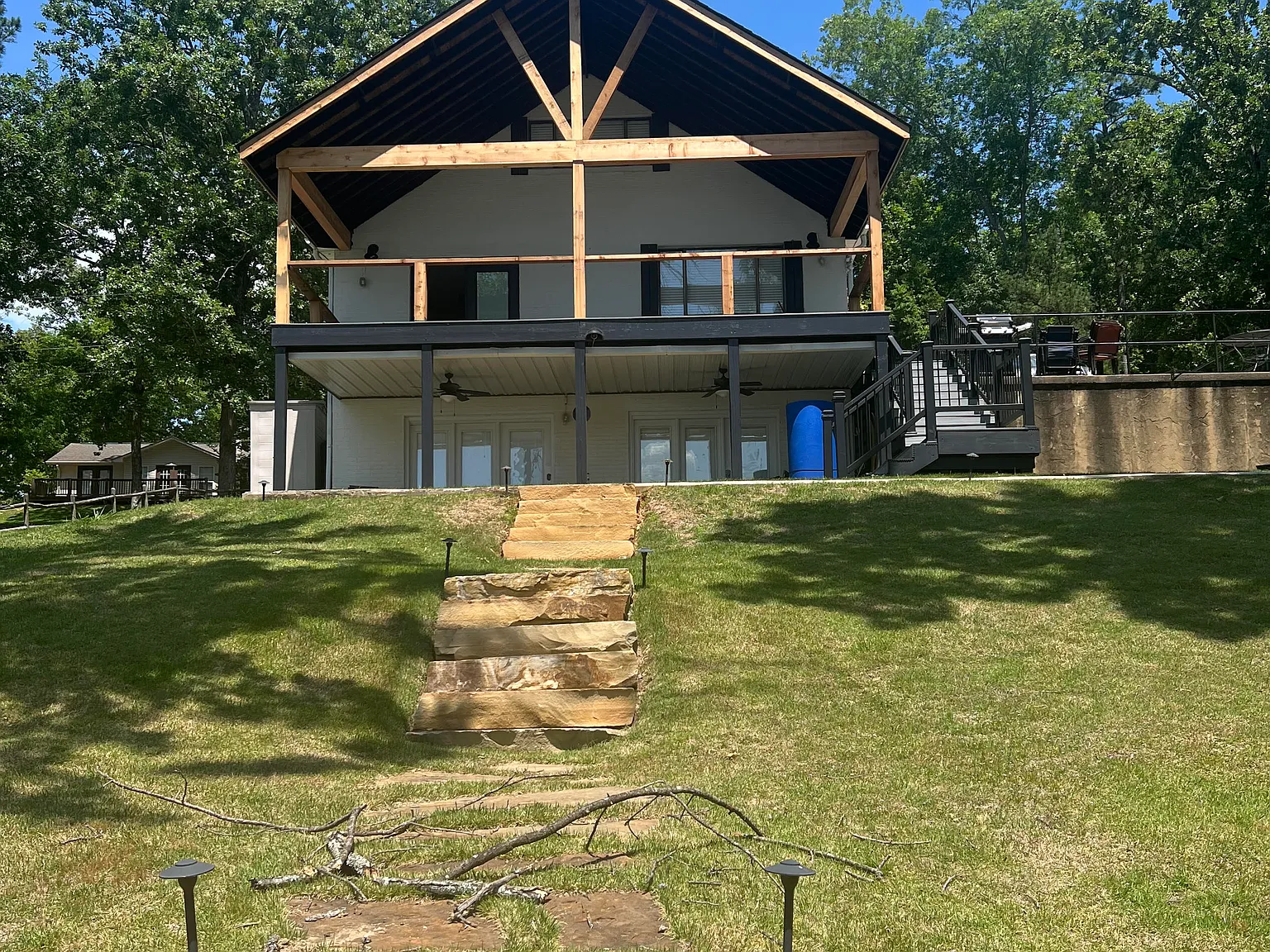 3 bed, $2,900 — Photo 2