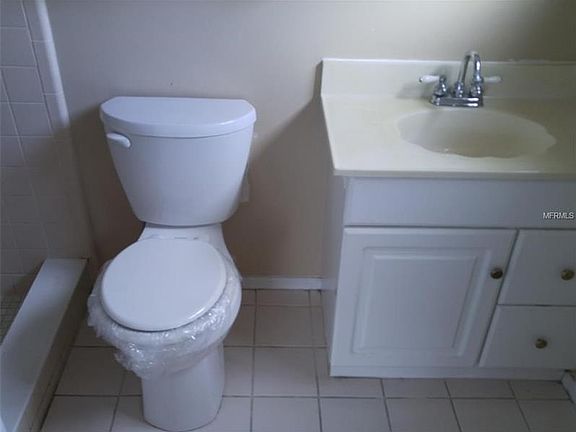 5th image of 805 W Ludlum Dr
