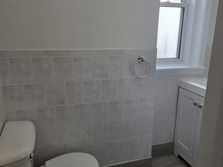 1124 Commonwealth Ave — Photo 210