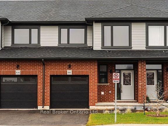 2nd image of 66 Ayr Meadows Cres