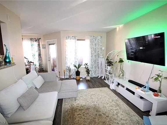 4th image of 2750 S Durango Dr APT 1139