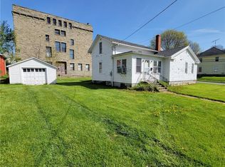 70 Stanley St, Mount Morris, NY 14510
