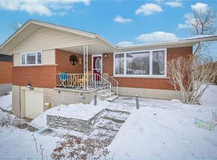 214 Winfield Ave, Waterloo, ON N2J3M9