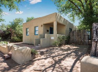 719 Gildersleeve St, Santa Fe, NM 87505