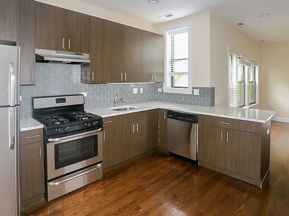 3706 N Wilton Ave #2, Chicago, IL 60613