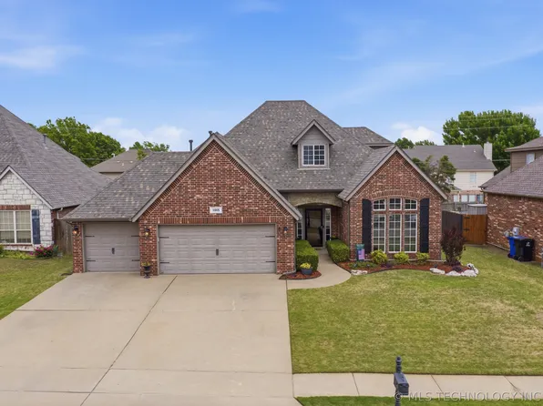 1005 S Yellowood Pl W, Broken Arrow, OK 74012