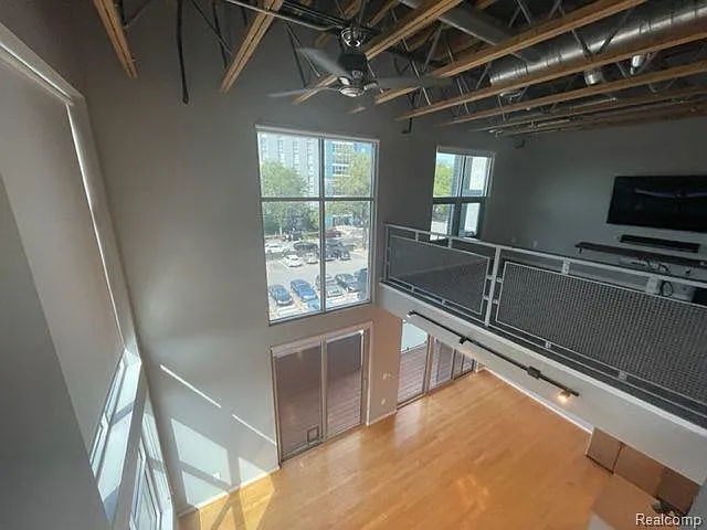 614 S Troy St #205 — Photo 16