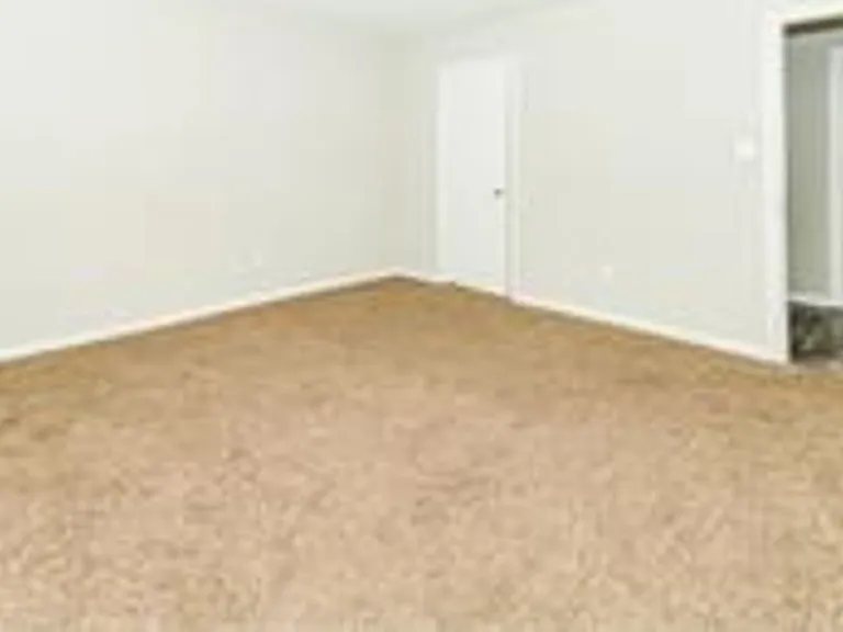670 Paul St #A-I — Photo 5