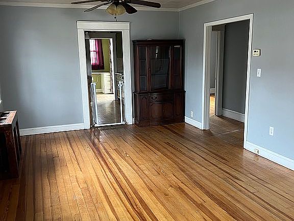 3rd image of 20 Adams St W