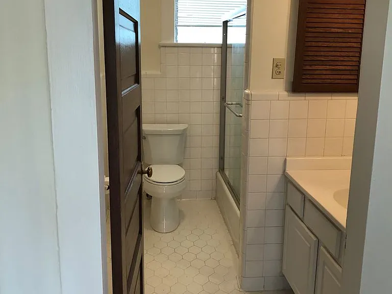 63-65 Allard Blvd — Photo 14