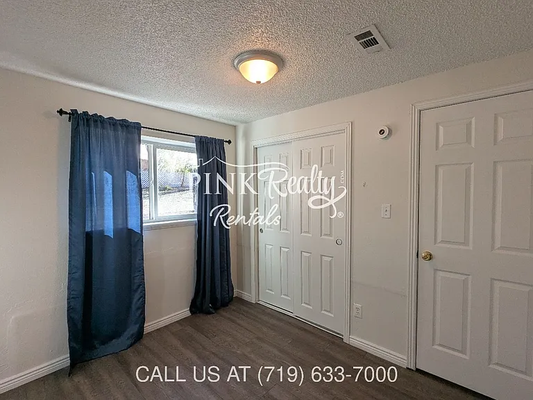 4026 Shelley Ave — Photo 27