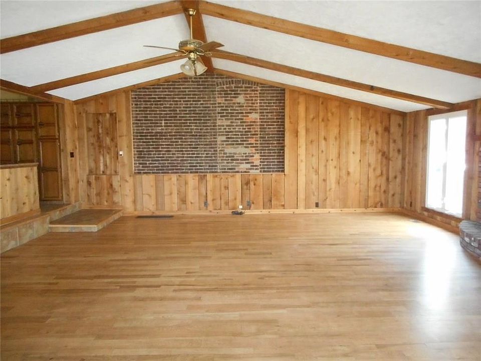 1014 Lindberg Rd, Anderson, IN 46012 Zillow