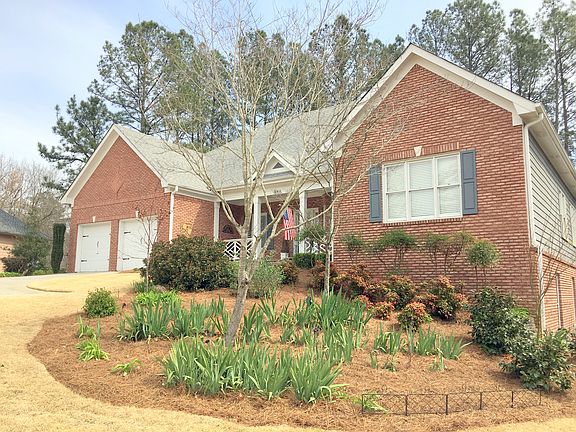 Extensive Landscaping