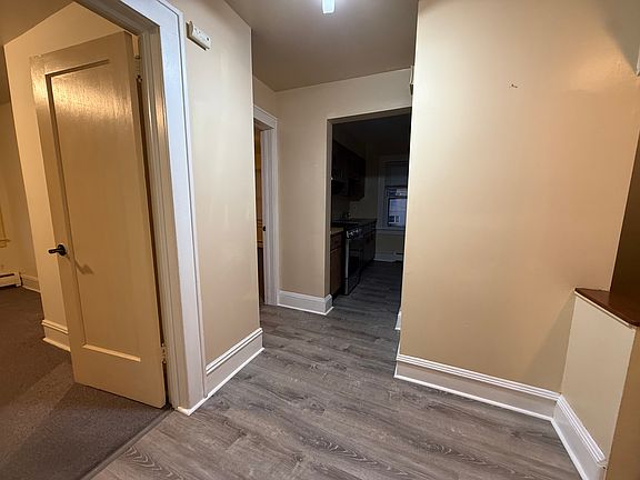 4th image of 35 Merselis Ave Floor 2
