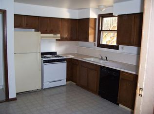 4209 Oak Park Dr SE, Grand Rapids, MI 49508