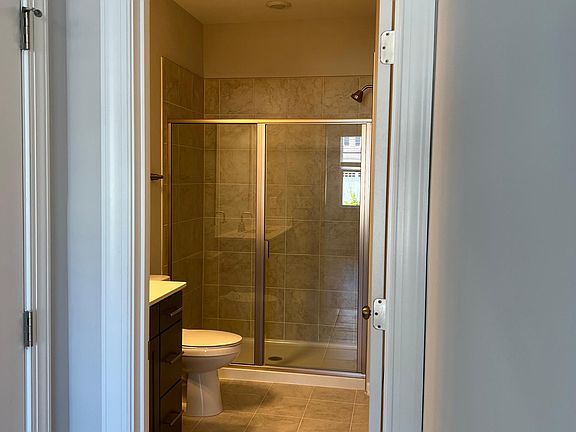 5th image of 2470 Hutch Ln