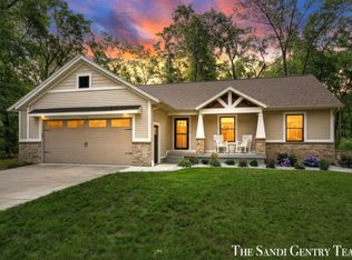 7285 Sue Marie Ln, Muskegon, MI 49442