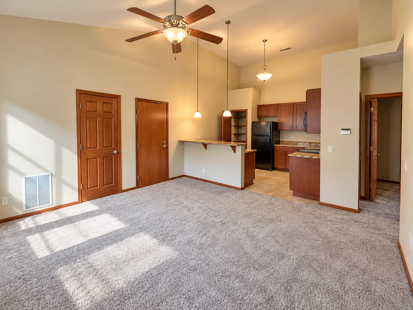 2 Bed / 2 Bath Apartment in Madison, WI — Photo 2