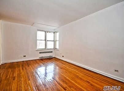 4th image of 18225 Wexford Ter APT 115