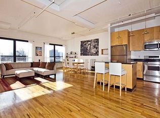 210 Lincoln St #302, Boston, MA 02111