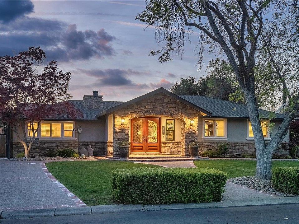 1st image of 14843 Holden Way