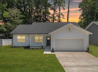 6120 Old Plank Rd, Charlotte, NC 28216