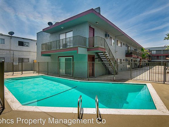 4th image of 8140 Langdon Ave APT 17