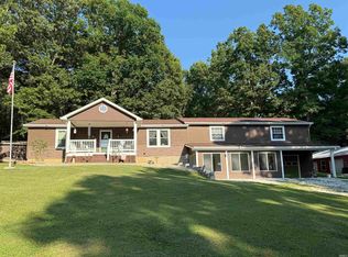 200 Woodhills Ln, Mitchell, IN 47446