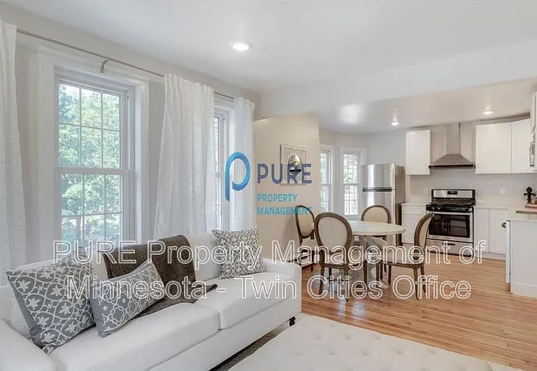 2549 Aldrich Ave S #2 — Photo 3