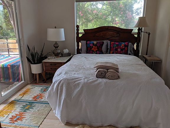 2nd image of 1514 Parker Ln APT 108