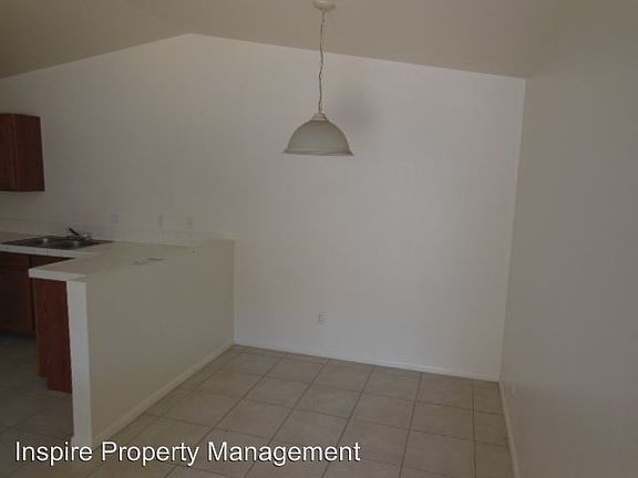 4th image of 7222 Murray Ln #A & B