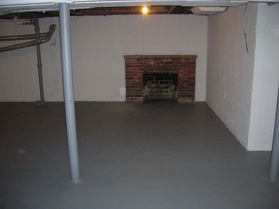 5th image of 14934 Rosemont Ave