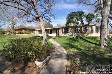 1st image of 239 Five Oaks Dr