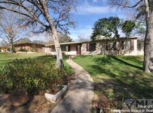 239 Five Oaks Dr, San Antonio, TX 78209