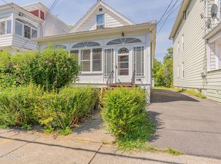 7 Hampton St, Albany, NY 12209