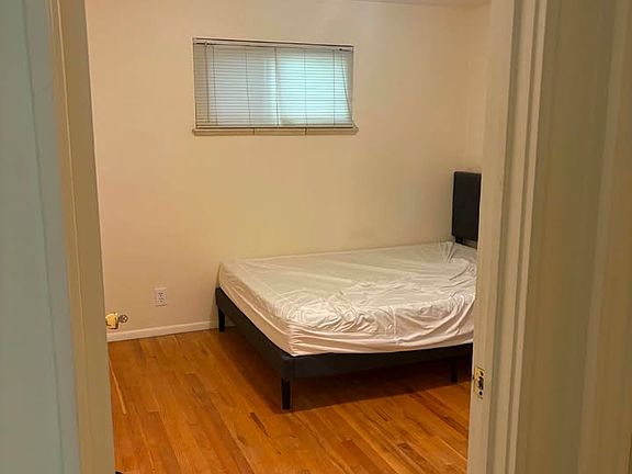 5th image of 3097 Wheeling St