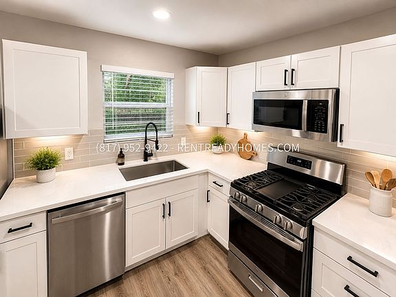 2nd image of 6023 Heatherbrook Dr