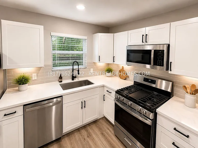 6023 Heatherbrook Dr — Photo 2