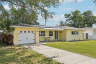 Seabreeze St-2205-002.jpg