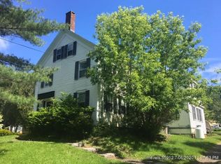 27 Chestnut St, Rockland, ME 04841