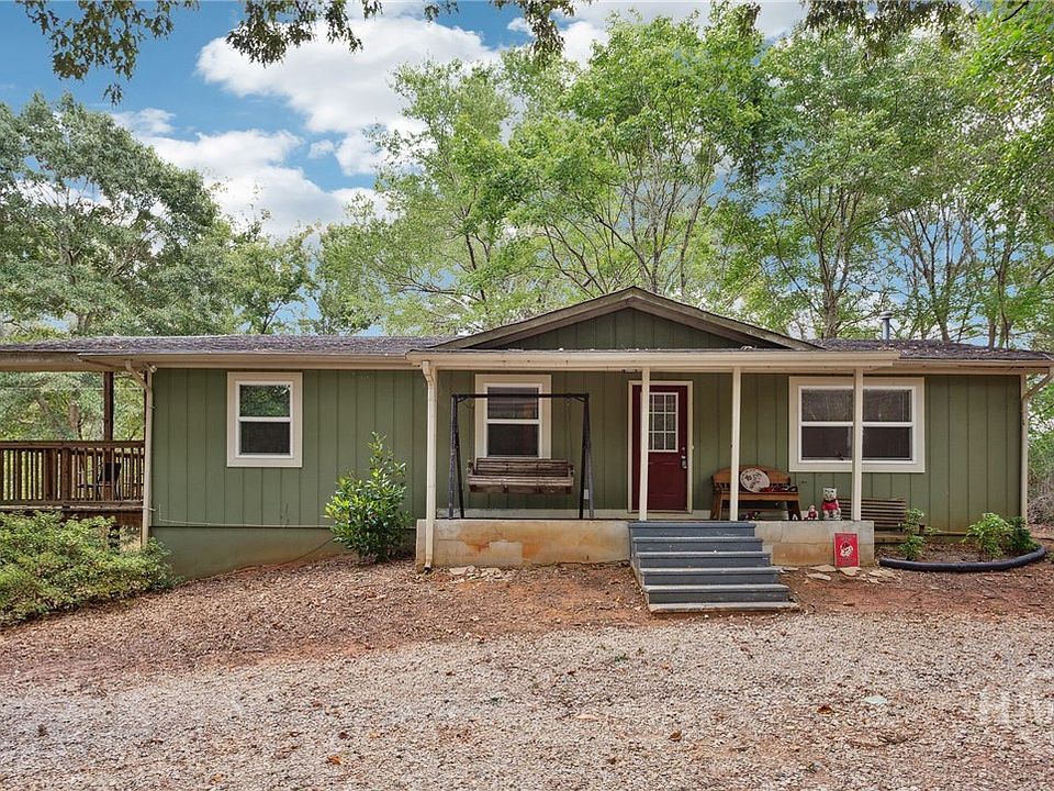 1st image of 260 Pettit Lane