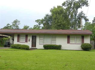 5370 Margo Ln, Beaumont, TX 77708