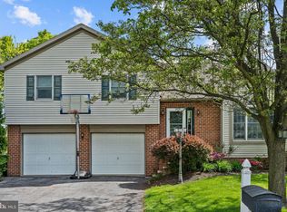 406 Gold Finch Dr #L-0048, Palmyra, PA 17078