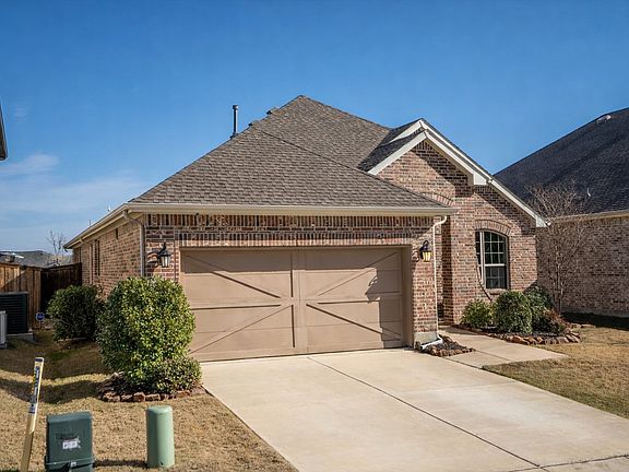 5th image of 709 Bent Brook Rd