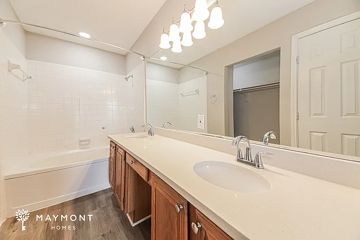 2509 Brooke Trl — Photo 11