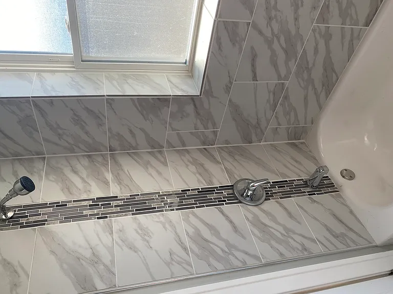 8010 S Drexel Ave — Photo 2