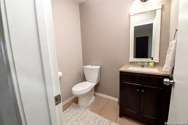 655 Northlake Dr — Photo 21