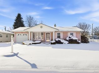 532 Michigan Ave, Marysville, MI 48040