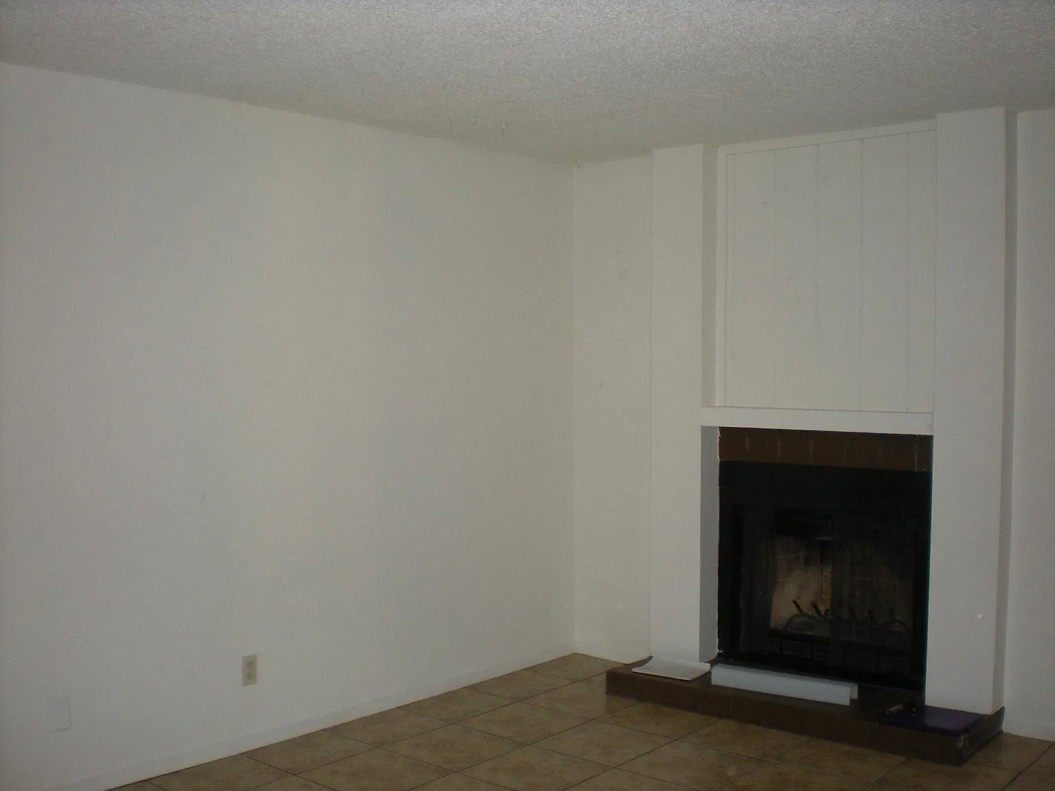 2 bed, 864 sqft, $1,400 — Photo 4