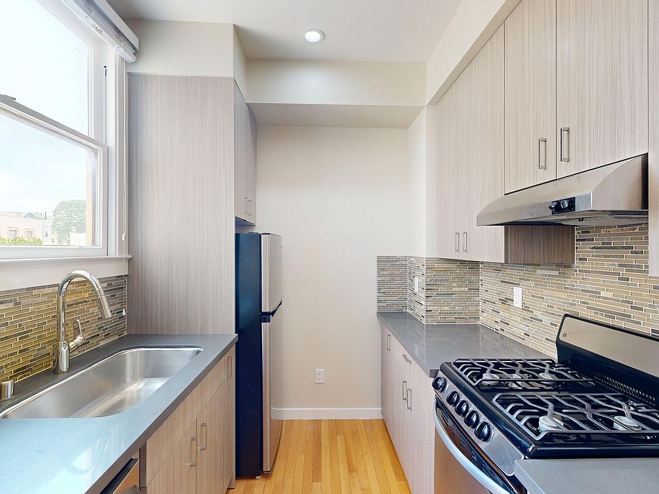 1st image of 3715 California St APT 5